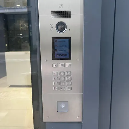 Wola Tower Kasprzaka 29 *